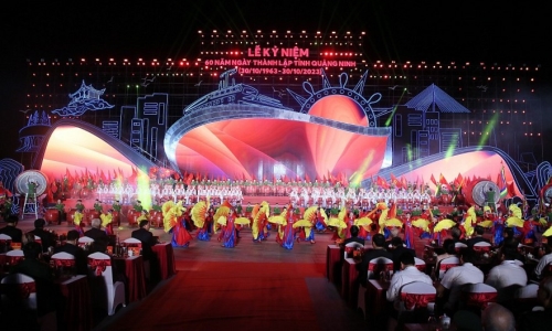 Màn trống hội lớn nhất Việt Nam tại Lễ kỷ niệm 60 năm thành lập tỉnh Quảng Ninh