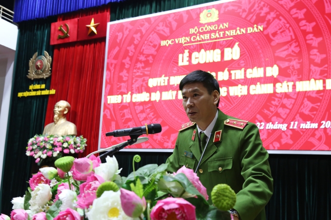 Trung tướng, GS.TS Trần Minh Hưởng - Bí thư Đảng ủy, Giám đốc Học viện phát biểu tại buổi lễ