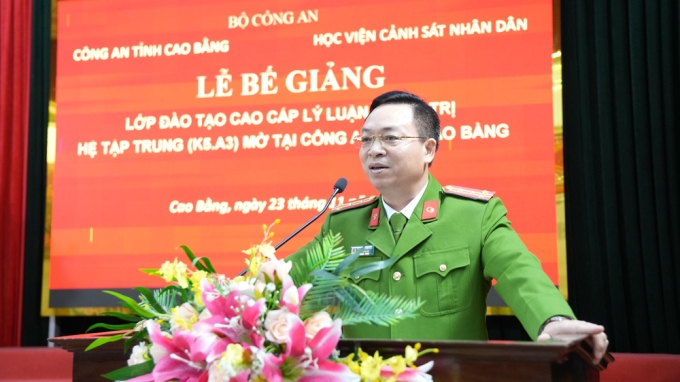 Đại tá Nguyễn Đăng Sáu - Phó Giám đốc Học viện CSND phát biểu chỉ đạo tại buổi lễ
