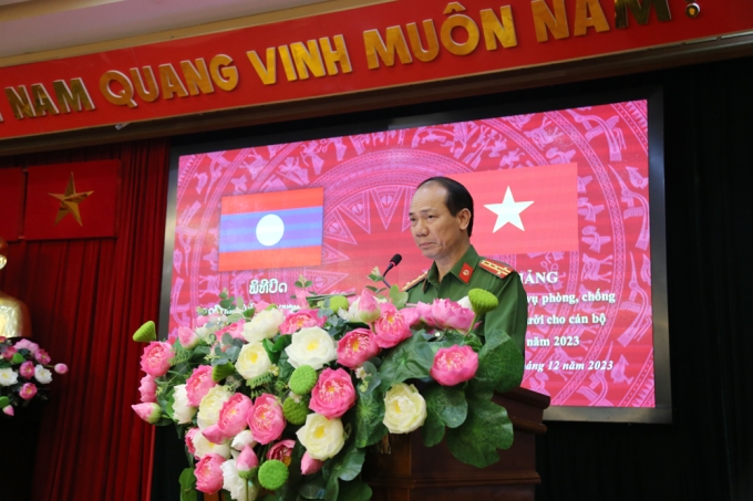 Đại tá, PGS. TS Trần Quang Huyên, Phó Giám đốc Học viện tuyên bố bế giảng lớp bồi dưỡng