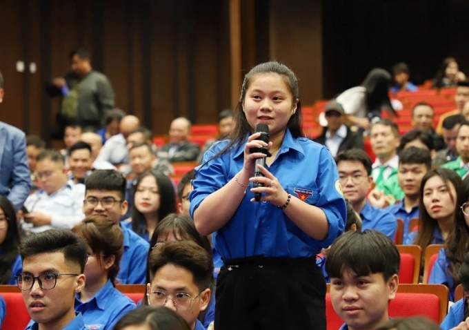 Sinh viên trên địa bàn thành phố Hà Nội trả lời các câu hỏi tình huống về trật tự an toàn giao thông