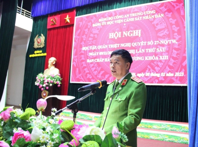 Thiếu tướng, GS.TS Nguyễn Đắc Hoan, Phó Bí thư Đảng ủy, Phó Giám đốc Học viện phát biểu tại Hội nghị