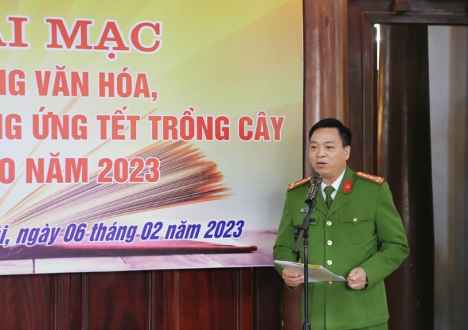 Đại tá, TS Nguyễn Đăng Sáu, Phó Giám đốc Học viện tuyên bố khai mạc các hoạt động chào Xuân 2023