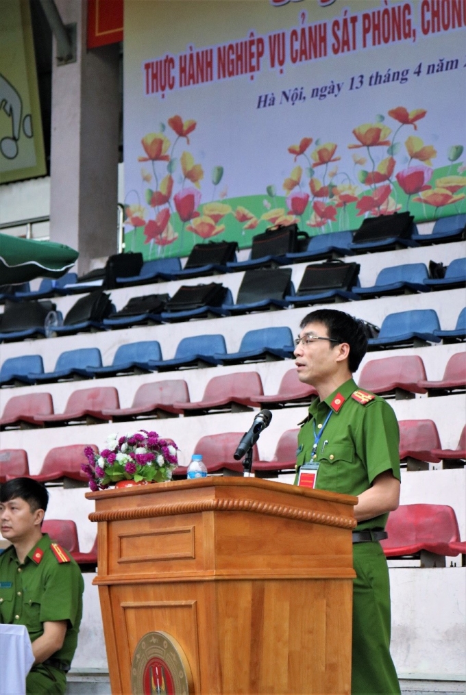 Thượng tá Ngô Gia Bắc, Trưởng khoa Cảnh sát PCTP về ma túy phát biểu tại Hội thi
