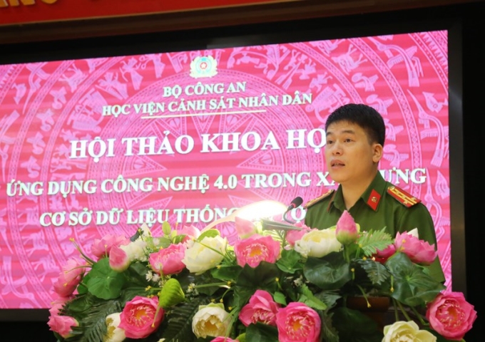 Đại tá, PGS.TS Trần Hồng Quang - Phó Giám đốc Học viện phát biểu tại Hội thảo