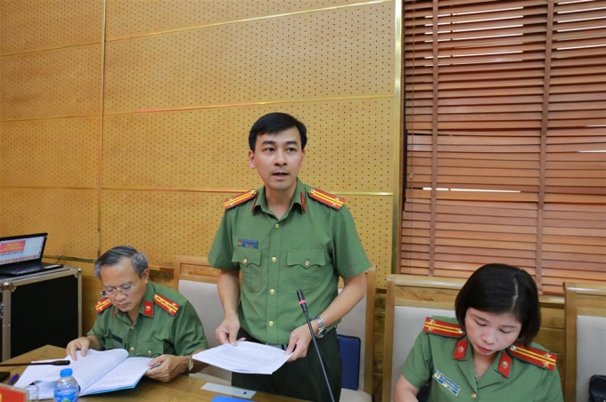 Trung tá Bạch Quốc Tuyên phát biểu với chủ đề &quot;Phát huy vai trò của tổ chức Đoàn trong công tác phát triển đảng viên từ học viên các học viện, trường CAND&quot;.