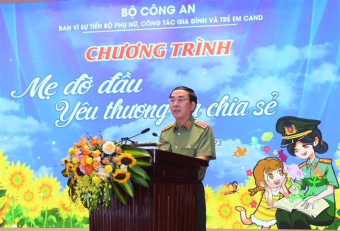 Thứ trưởng Trần Quốc Tỏ phát biểu tại Hội nghị.