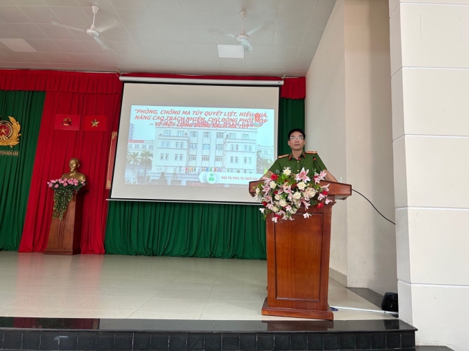 Đại tá PGS.TS Ngô Gia Bắc, Trưởng khoa Cảnh sát PCTP về ma túy tuyên truyền phòng, chống ma tuý tại tỉnh Tây Ninh