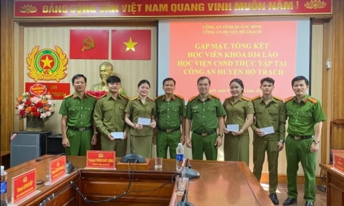Công an huyện Bố Trạch, tỉnh Quảng Bình tổ chức gặp mặt, tổng kết công tác thực tập cho học viên khóa D34 Lào